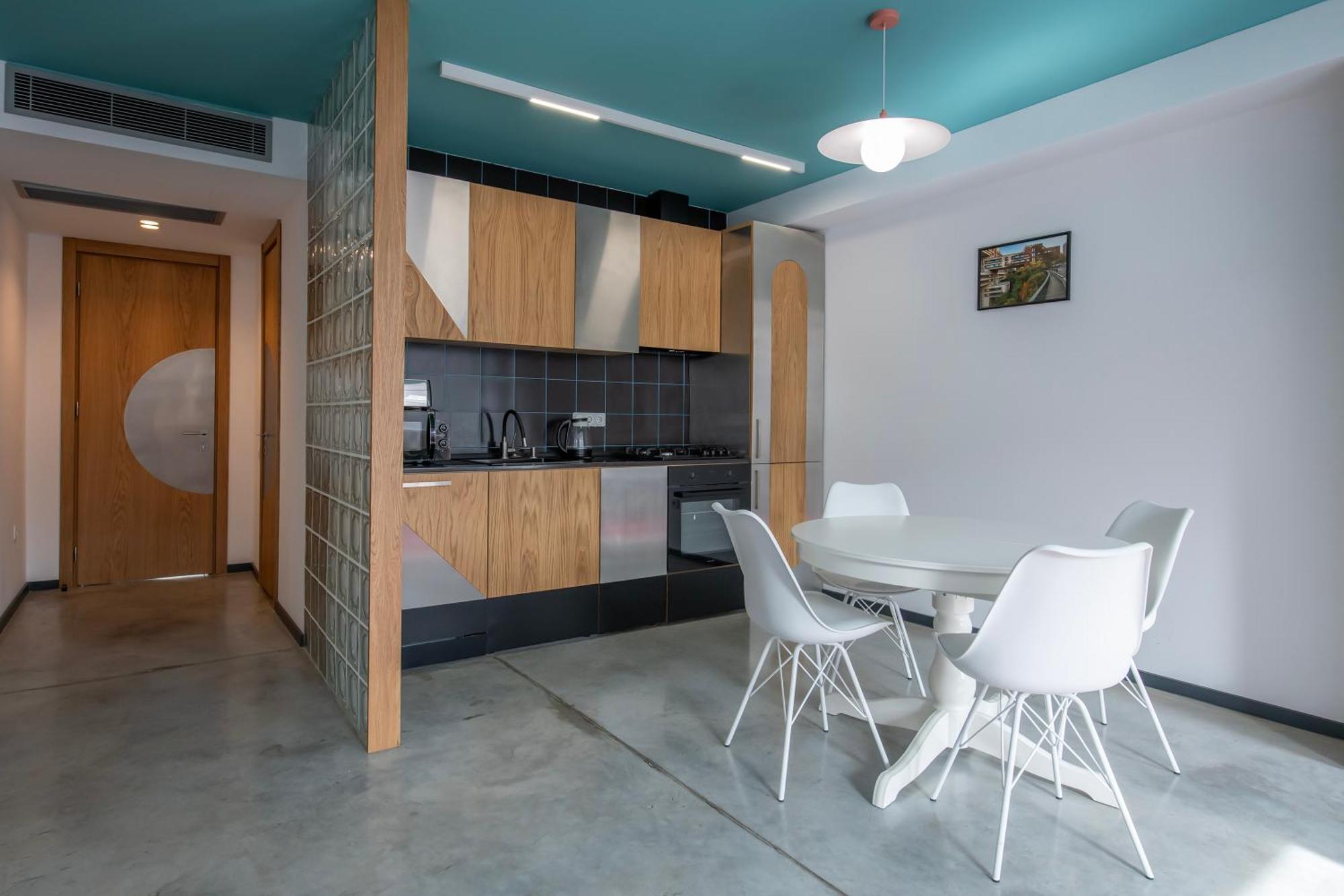 Serviced Designed Apartments By Urban Hotels 17 Тбилиси Экстерьер фото
