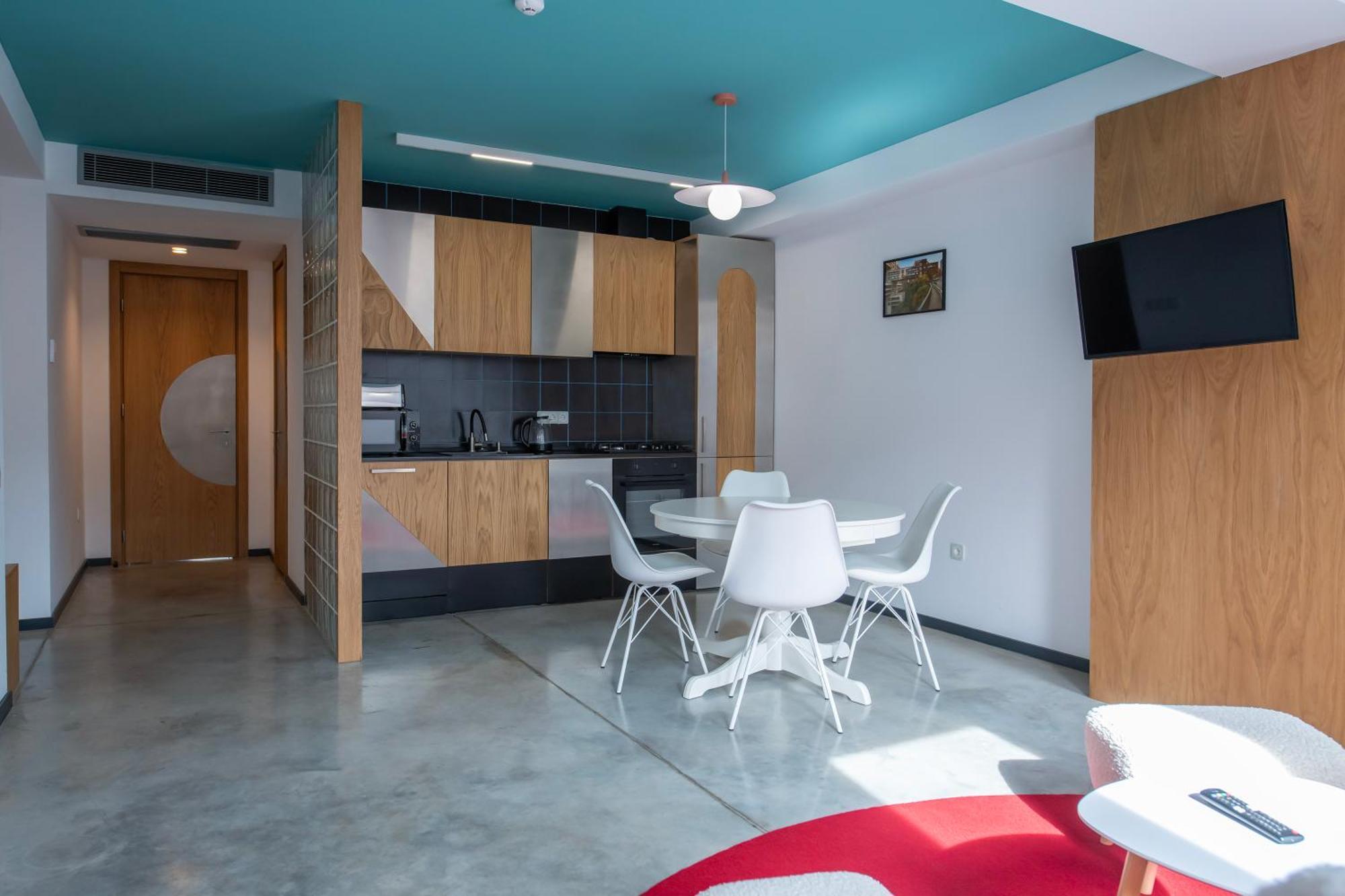 Serviced Designed Apartments By Urban Hotels 17 Тбилиси Экстерьер фото